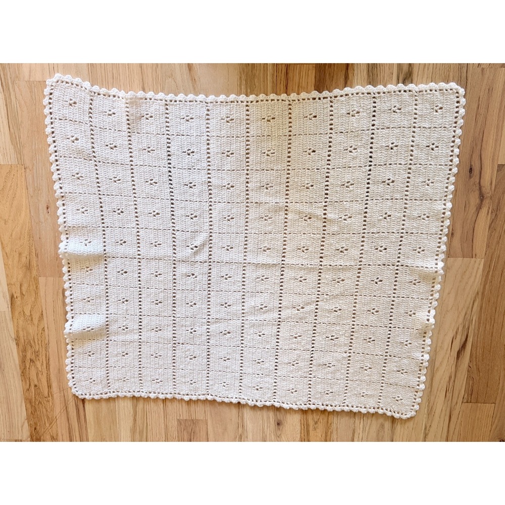 Handmade Crochet Baby Blanket Cream Off White Eyelet Knit Look Scalloped Border